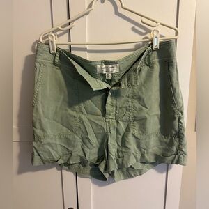 cloth & stone Sage Green Casual Utility Shorts